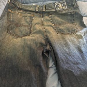 Lucky Jeans 36R loose fit